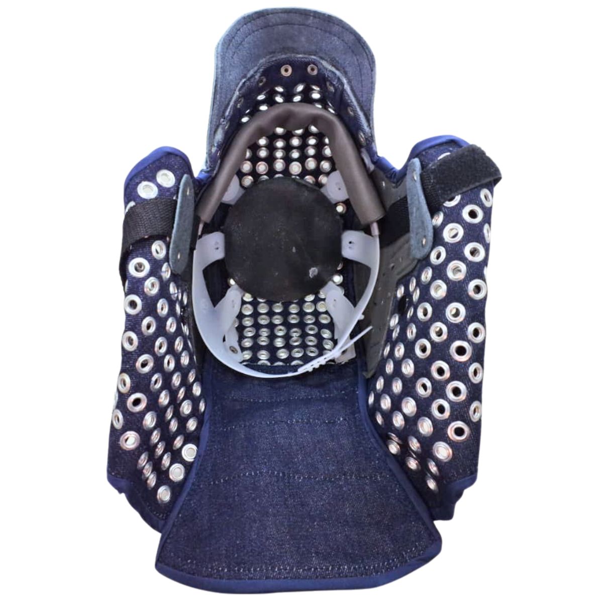 Gorro de Seguridad para Vidrieros con Taches Metálicos y Visera Protectora tipo piloto - Image 3